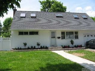 1142 Bellmore Rd, N Bellmore, NY 11710