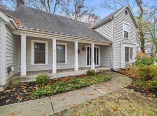 4203 Oak Grove Dr, Valparaiso, IN 46383