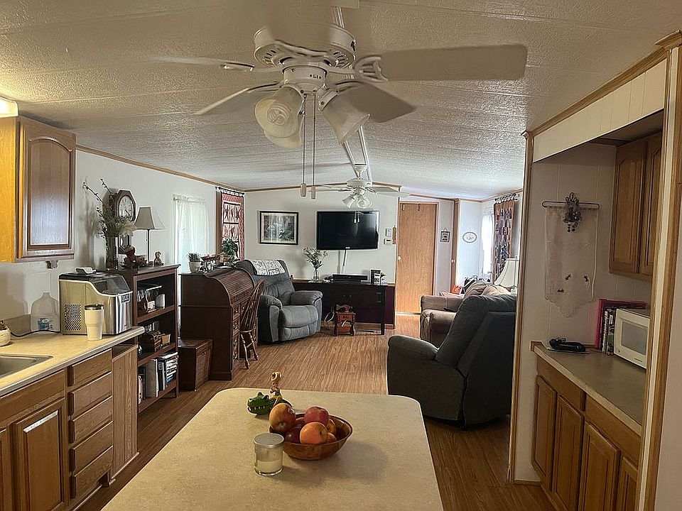 View of L/R from kitchen