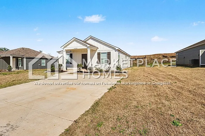 Building Photo - 14338 Firefly Ln
