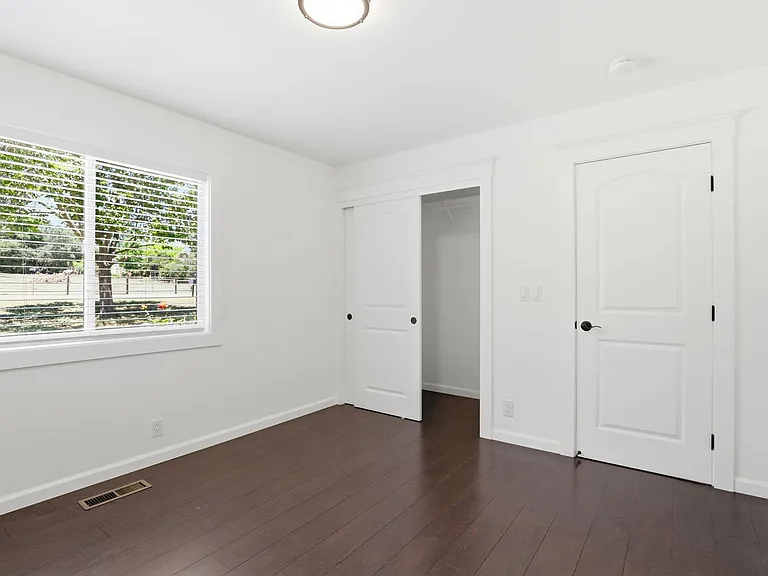 10200 Parrish View Dr — Photo 18