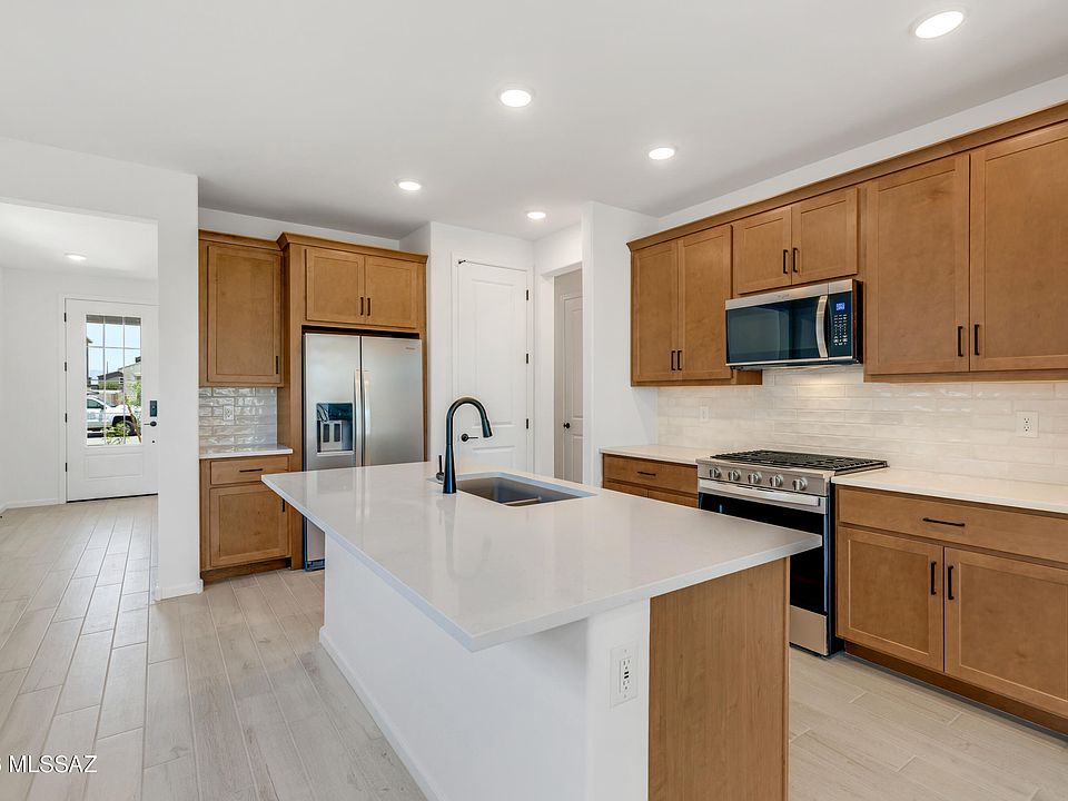 1st image of 5958 E Benburb Ln