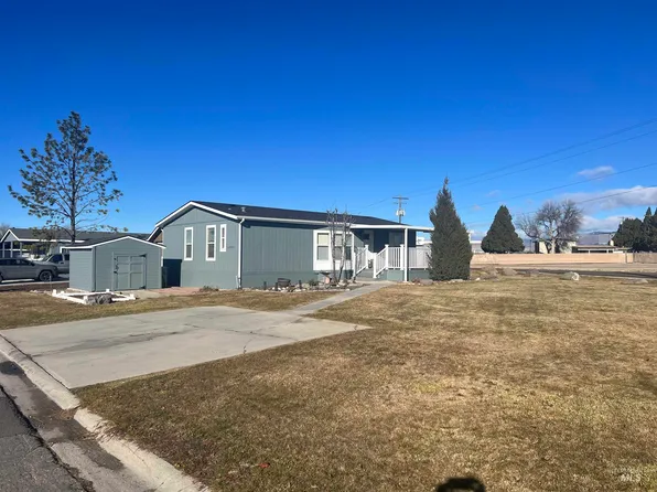 2344 Blue Lake Ln, Boise, ID 83716