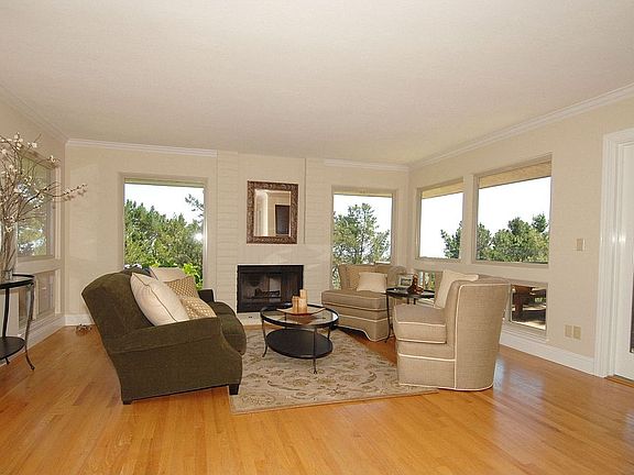 3rd image of 181 Coventry Ct