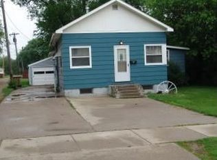 143 6th St NE, Huron, SD 57350
