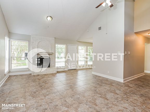 5th image of 227 Concordia Dr