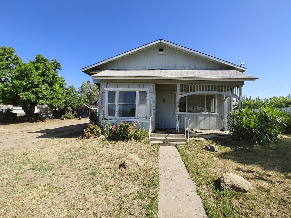 1st image of 472 W Petunia Street