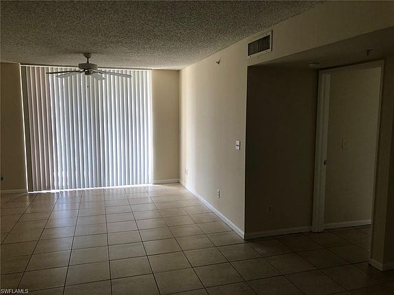 4th image of 1275 Wildwood Lakes Blvd #2-104
