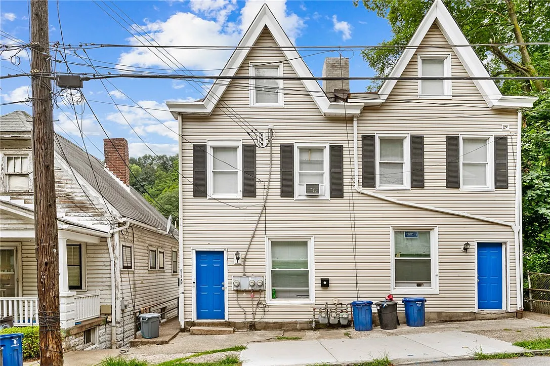 910 Smithton Ave photo 1