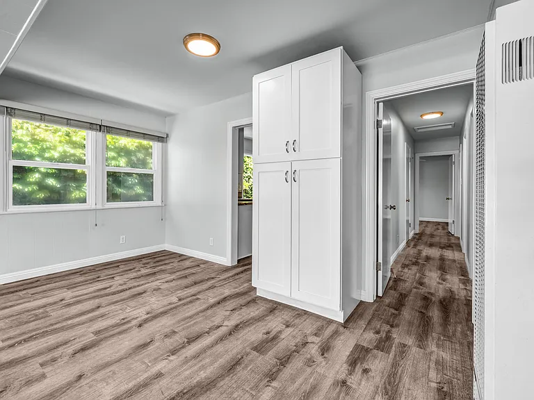221 Avocado St #A — Photo 10