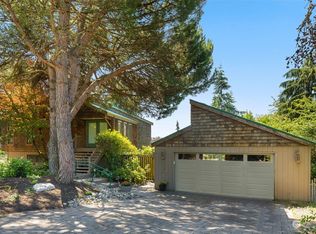 8021 NE 114th St, Kirkland, WA