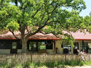 497 Luckenbach Rd, Fredericksburg, TX 78624