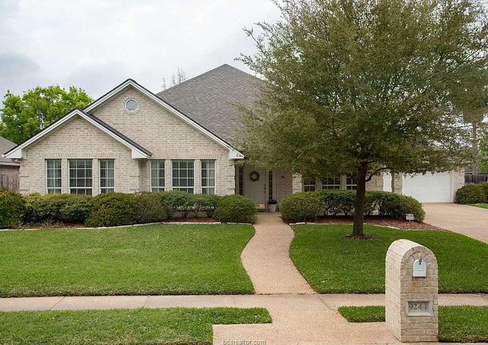 1st image of 9244 Brookwater Cir