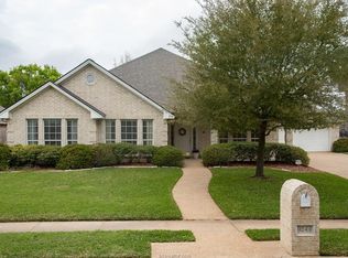 9244 Brookwater Cir, College Station, TX 77845