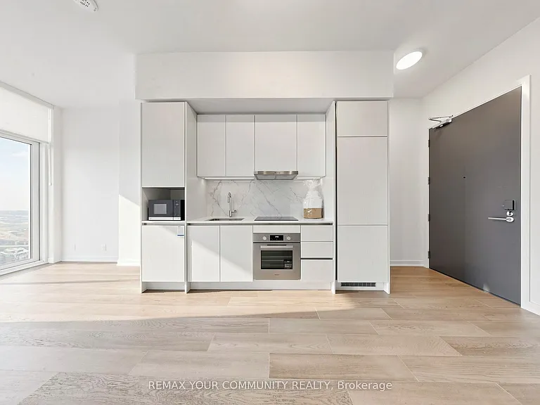 180 Front St E #Penthouse 05 — Photo 10
