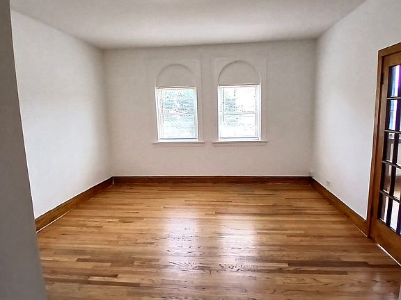 4th image of 3108 N Cicero Ave #2