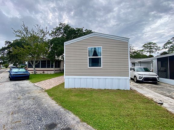 2nd image of 290 Matthew Cir