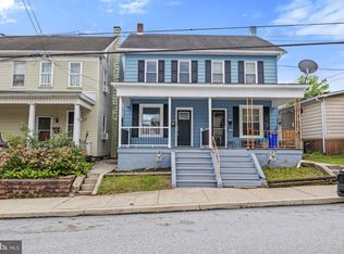 68 W Maple St, Dallastown, PA 17313