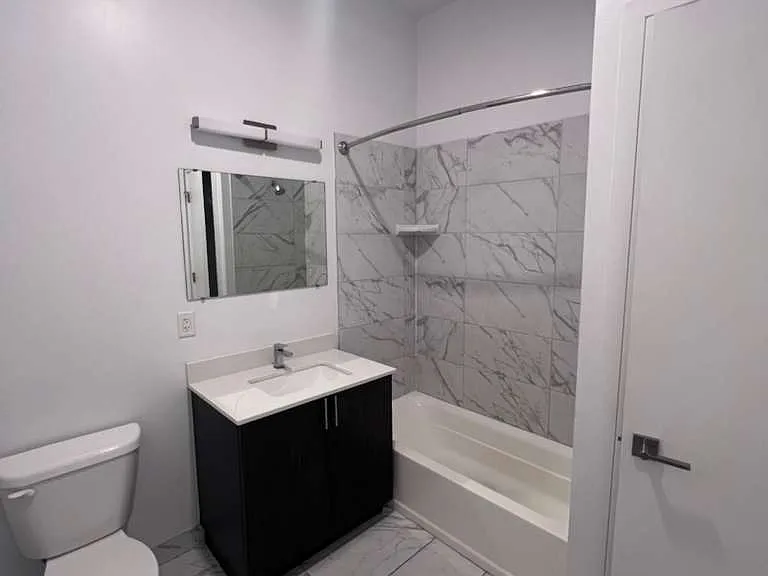 310 Madison Ave #202 — Photo 4
