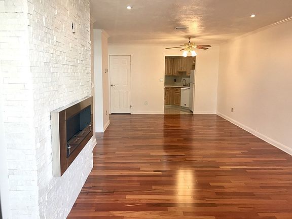 3rd image of 677 Quincy Shore Dr APT 103