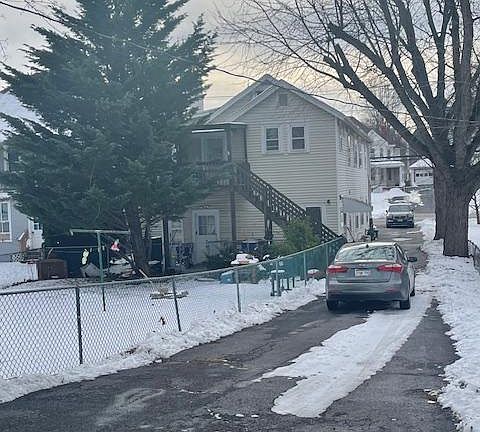 2nd image of 1109 Virginia Ave APT B