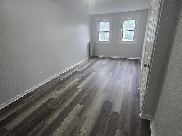 120 Scheerer Ave #5D — Photo 7