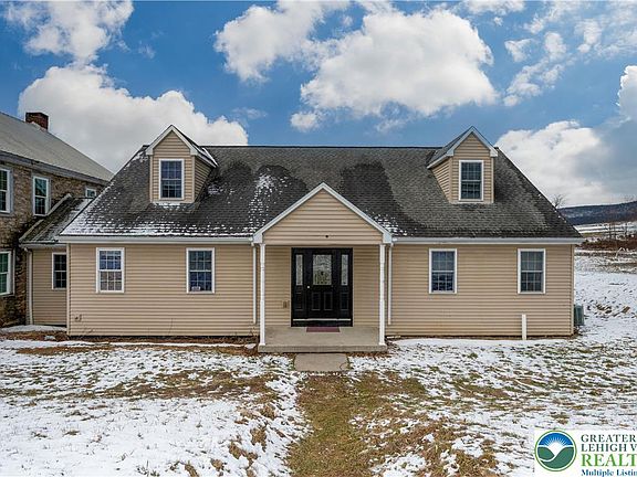 2nd image of 71 Walnut Rd