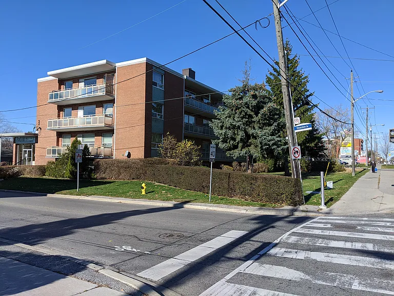 10 Elvaston Dr #201 — Photo 5
