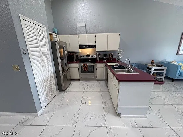 1939 Santa Barbara Blvd — Photo 5