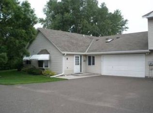 3696 Gershwin Ln N, Oakdale, MN 55128