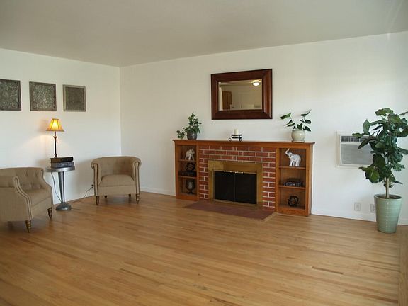 2nd image of 3314 Golf Dr