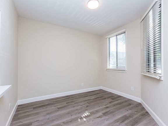 5th image of 295-299 Castro St #3694