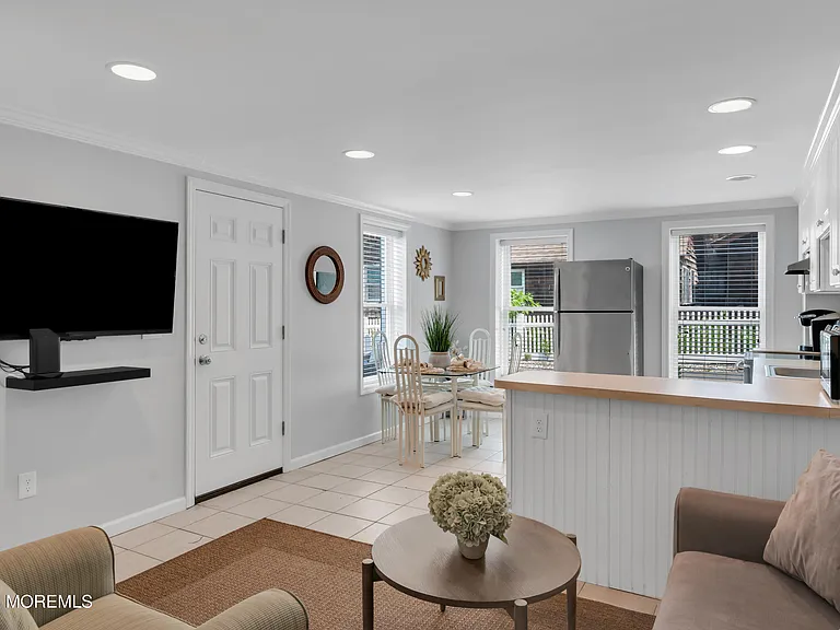 512 Main Ave #5 — Photo 12