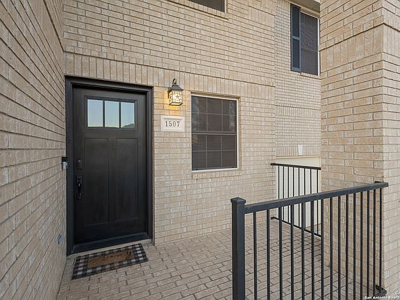 5th image of 1507 Crescent Pl
