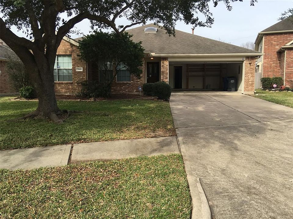 1st image of 21614 Oakcreek Ct