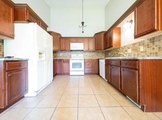 2802 Rolling Oaks Rd, Burnsville, MN 55337