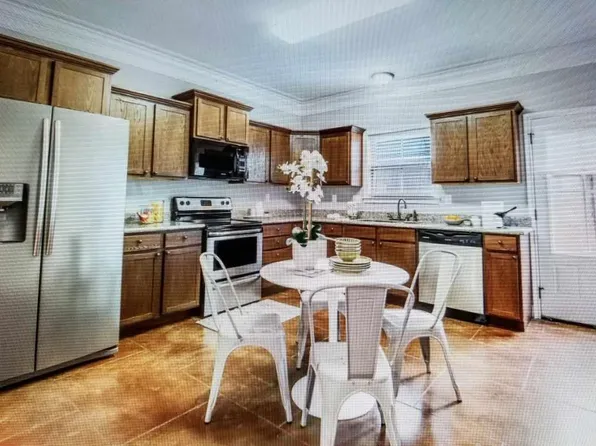 107 Flurry Ln, Lafayette, LA 70508