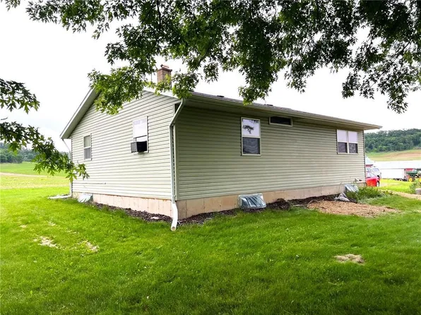 14228 Olson Road, Hixton, WI 54635