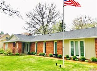 415 Wildbrier Dr, Ballwin, MO 63011