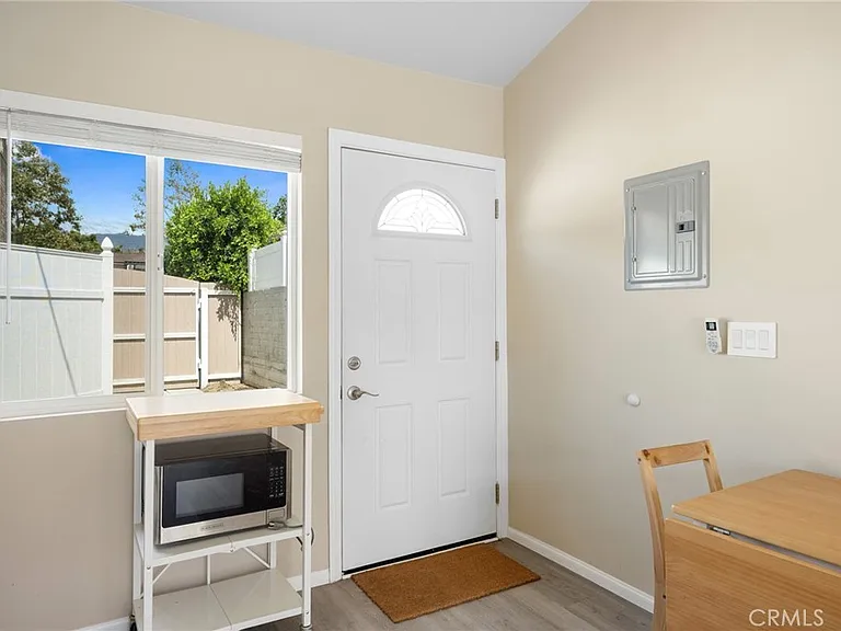 1816 Hillside Dr #A — Photo 2