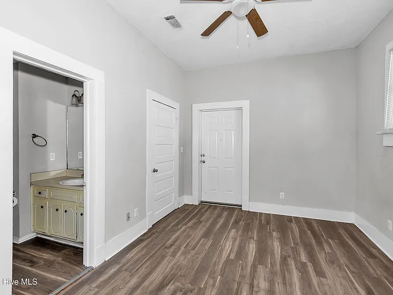 240 Ellis St #B — Photo 9