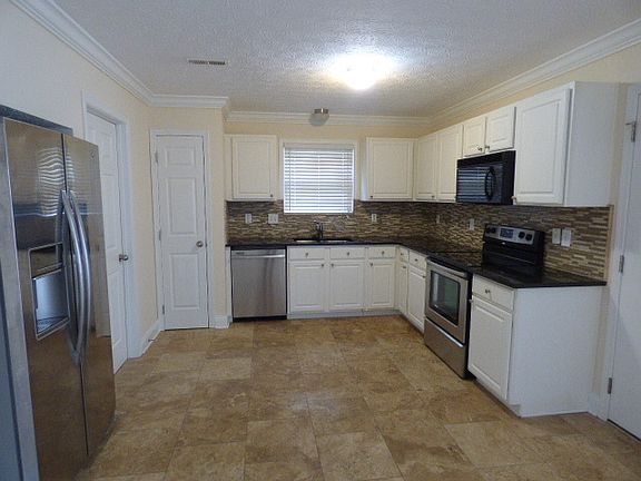 5th image of 5529 Mossy Creek Dr