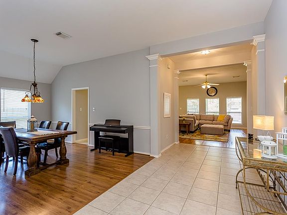 5th image of 21906 Maybrook Ct