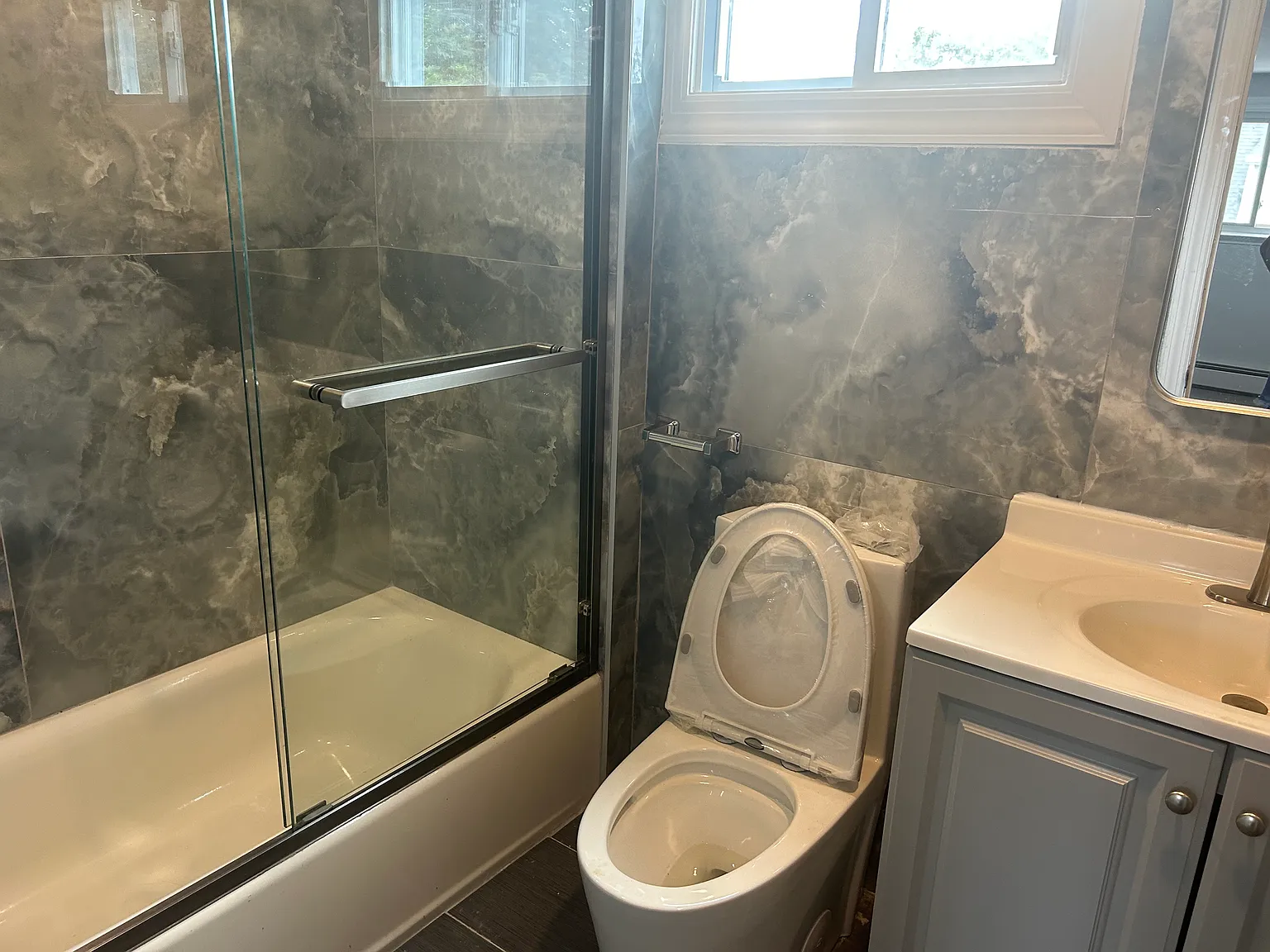 3 bed, 1200 sqft, $3,650 — Photo 3
