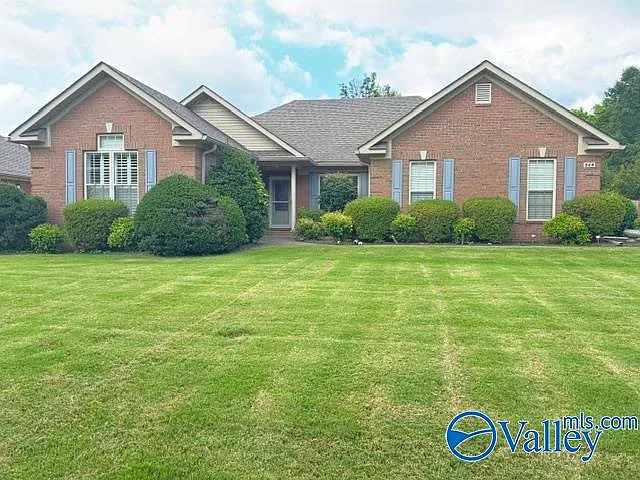 844 Wess Taylor Rd NE — Photo 1