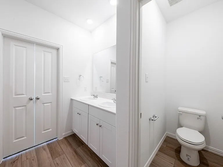 138 Jenkinson Dr — Photo 24