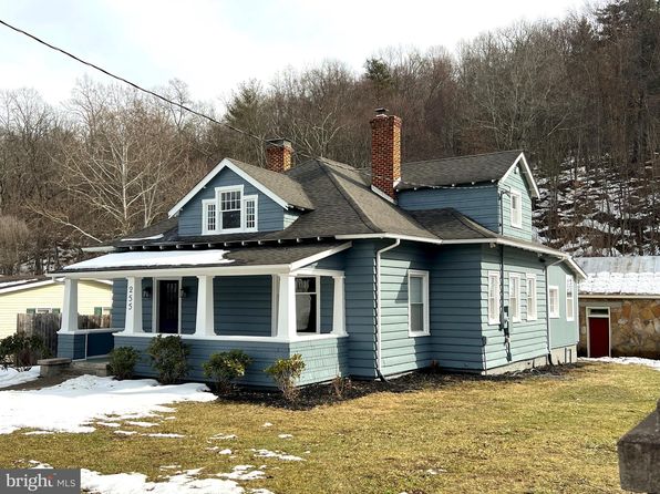 255 W Railroad Ave, Craigsville, VA 24430