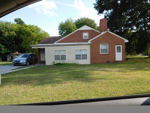 3rd image of 1002 Green St