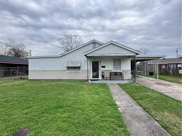 285 W Shannon Ln, Harahan, LA 70123
