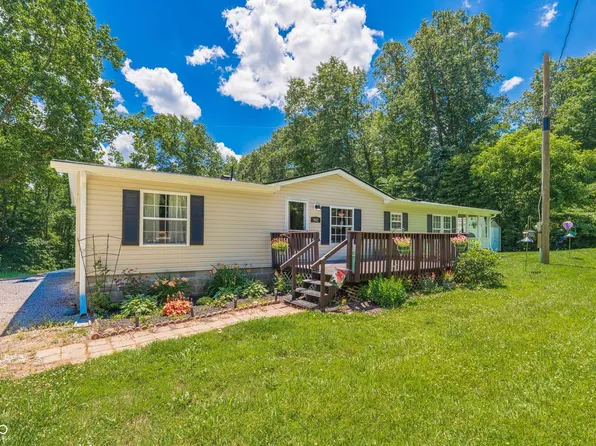 982 E Porter Ridge Rd, Spencer, IN 47460